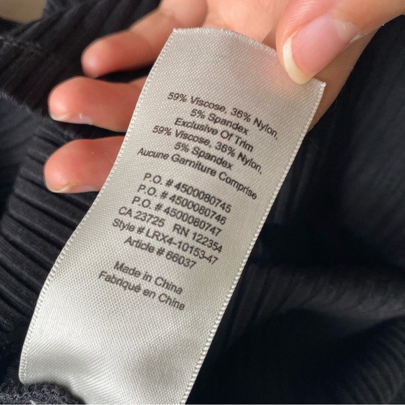 Aritzia Wilfred Off The Shoulder Striped Long Sleeve Top Black Sz XS - Picture 6 of 6